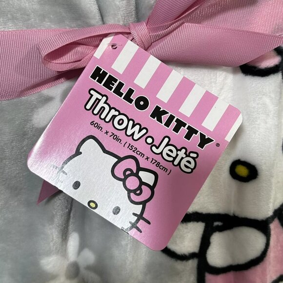 Hello Kitty Flowers And Kittys Throw Gray Multi 60X70in Throw Soft and Plush - Picture 7 of 14